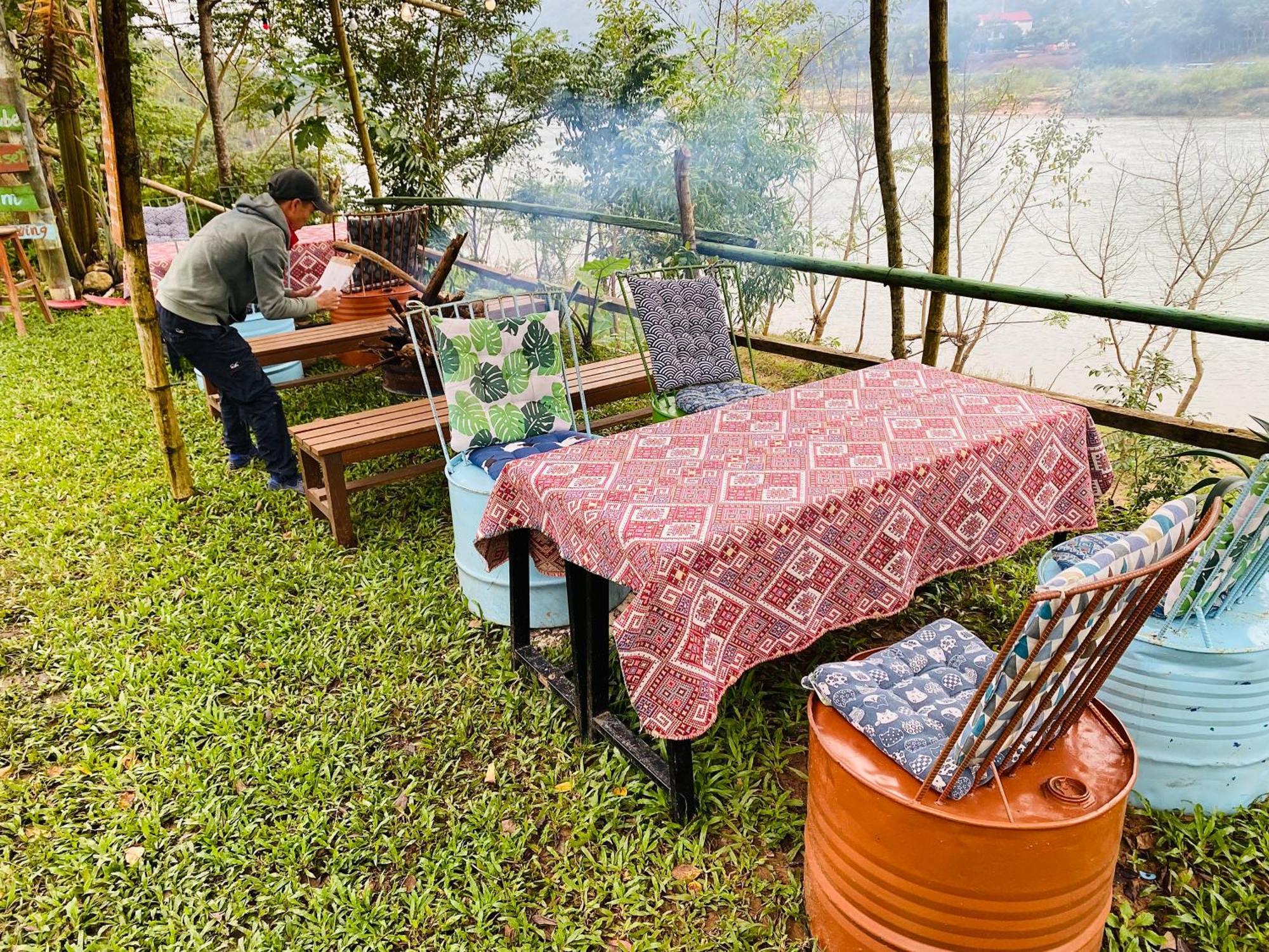 Son River Homestay Фонгня Екстер'єр фото